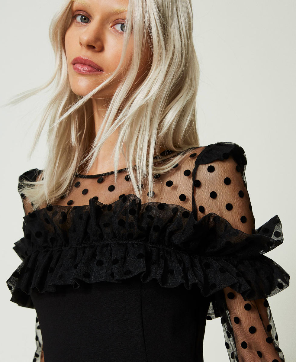 Robe courte avec tulle floqu&eacute;