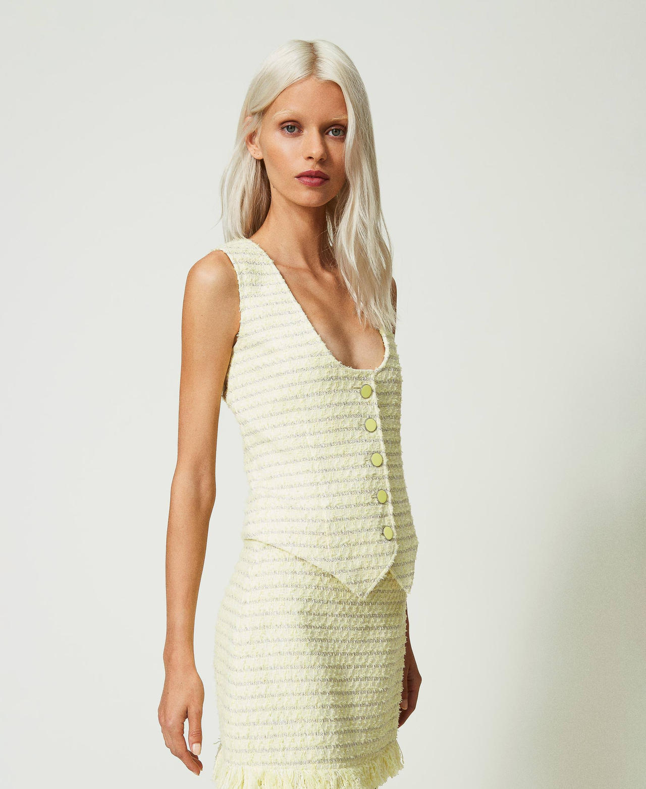 Fitted bouclé gilet