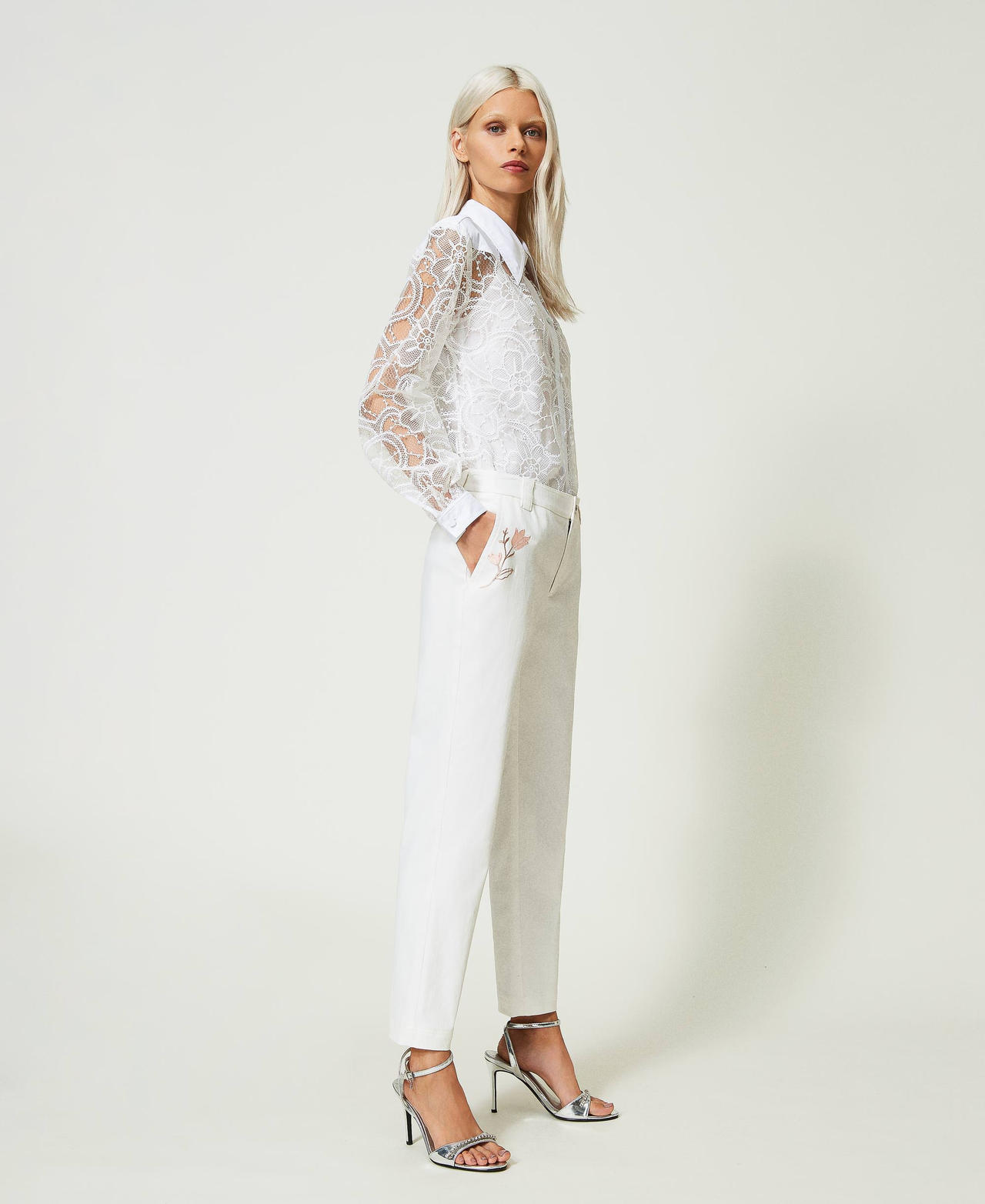 Organic cotton trousers with embroidery