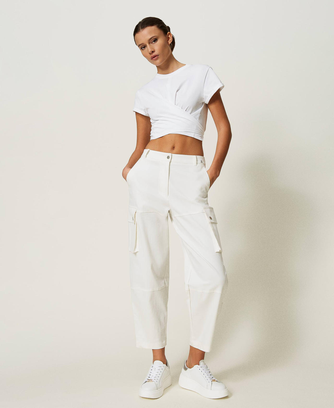 Organic cotton cargo trousers "Papers" White Woman 241AP2353-02