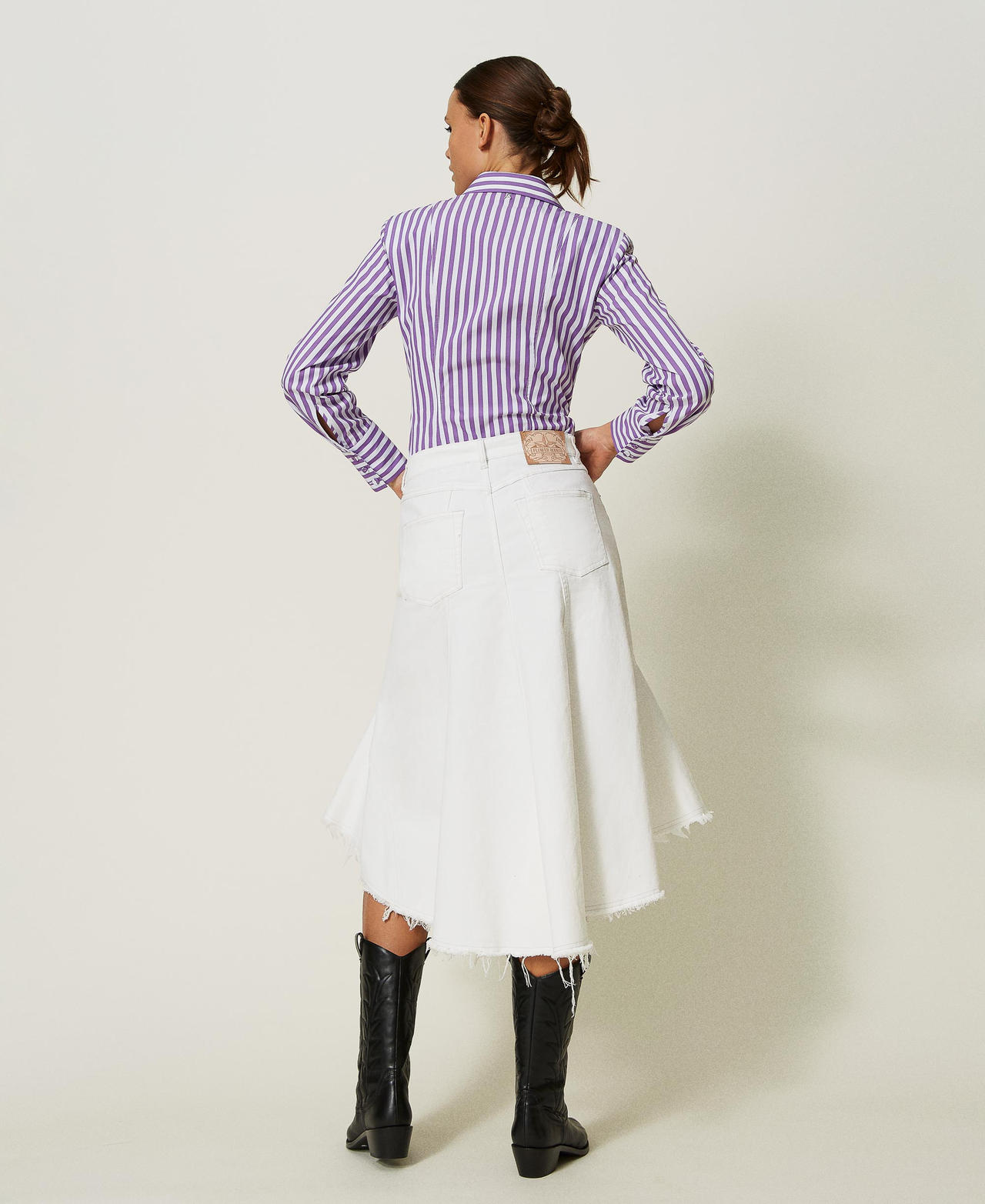 Asymmetric bull skirt
