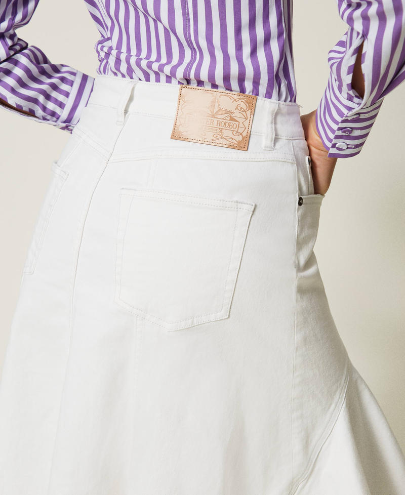 Asymmetric bull skirt