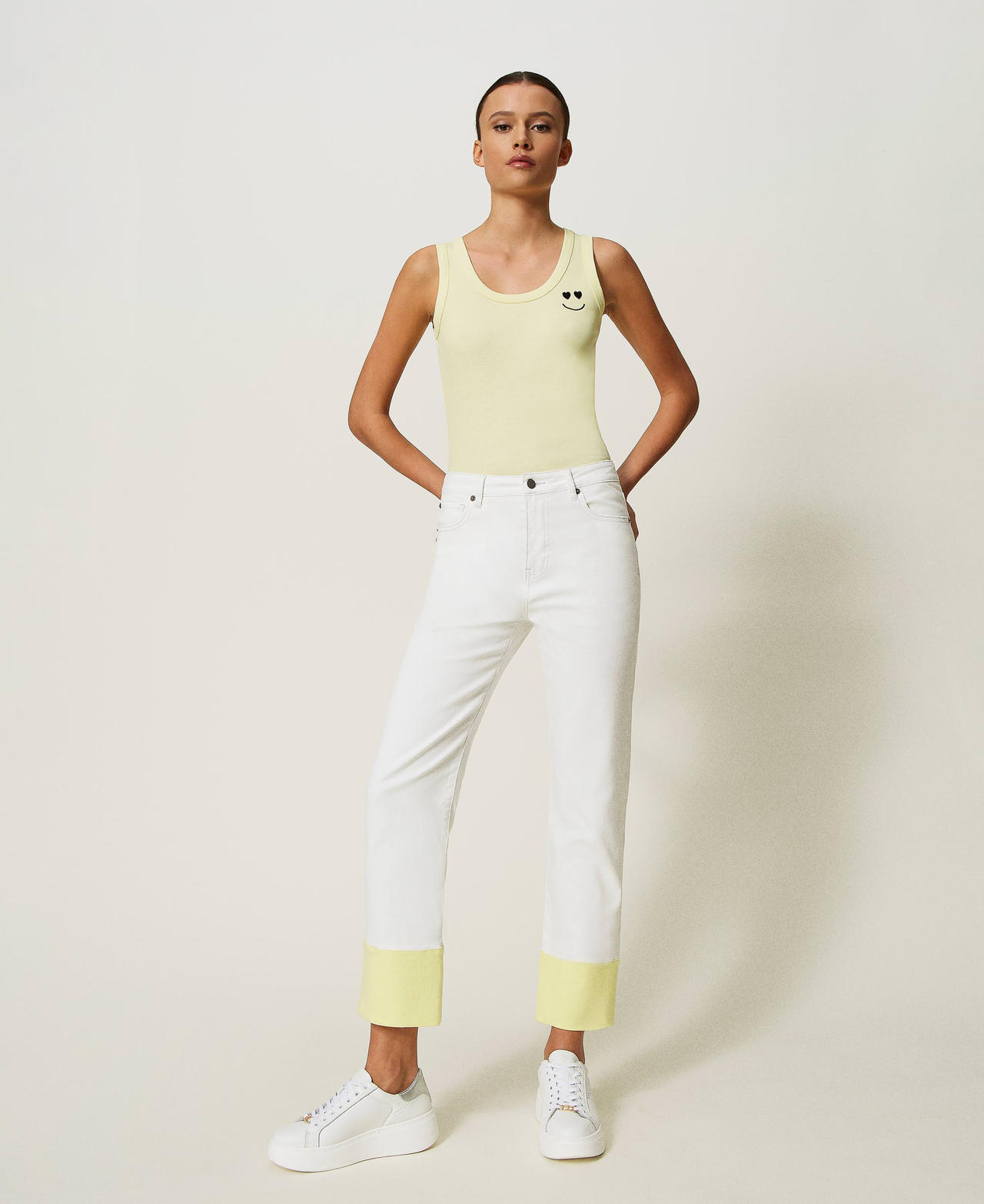 Pantalon en bull avec revers Blanc "Papers" Femme 241AP2382-02