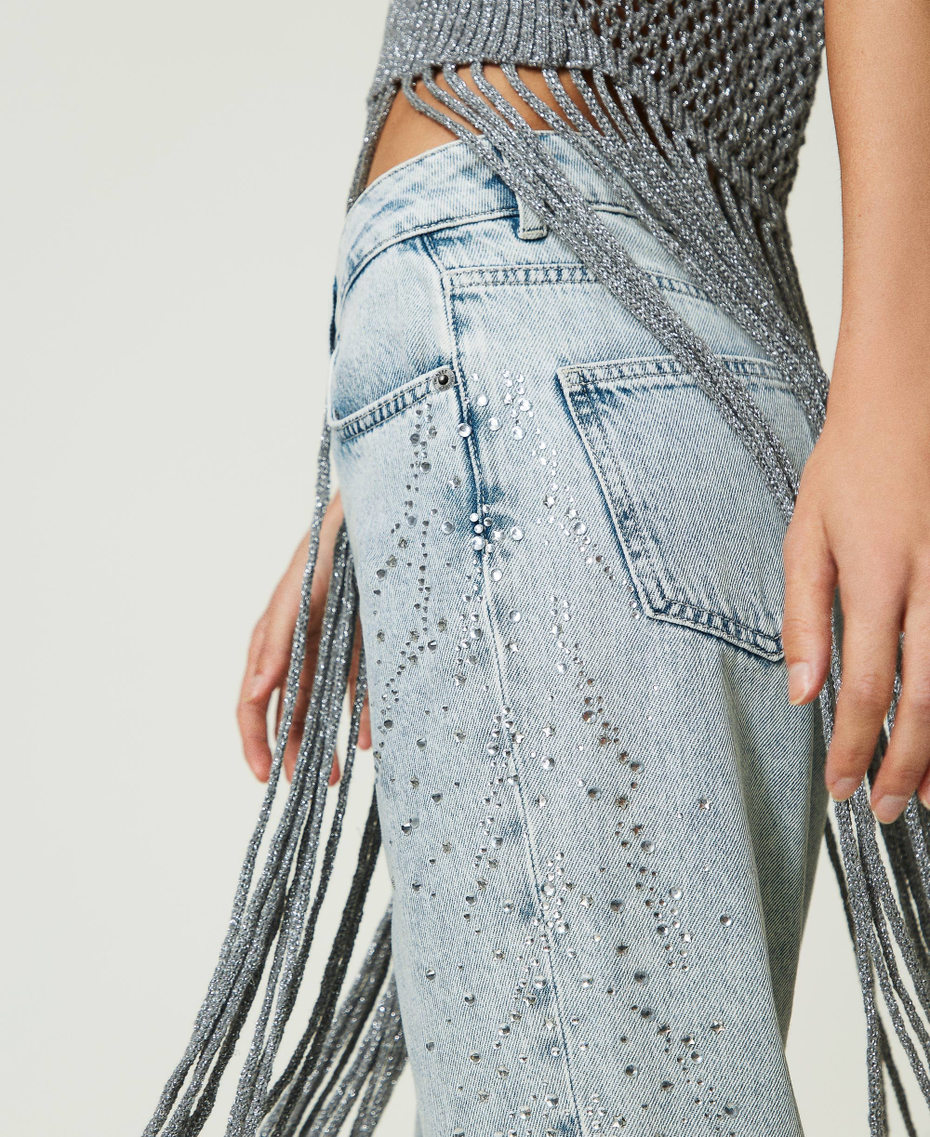 Slim fit jeans with rhinestones