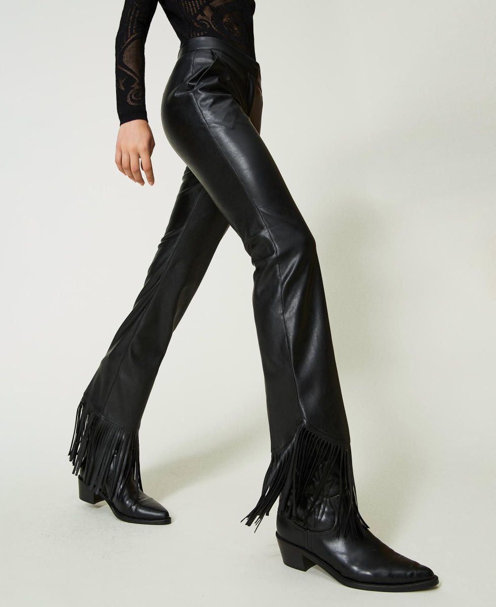 Pantaloni con frange online