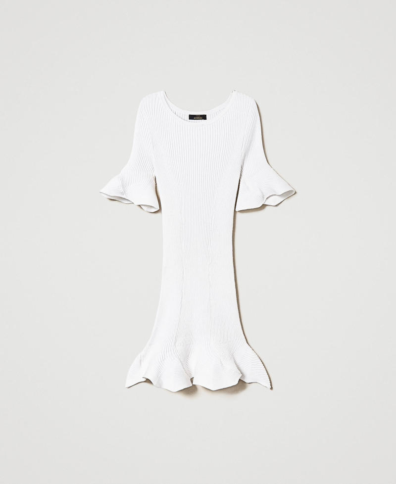 Robe courte côtelée avec volants