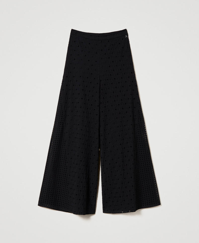 Pantalon palazzo en broderie anglaise