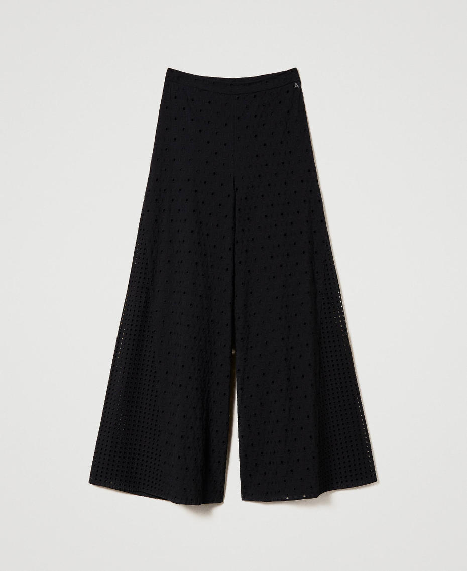 Pantalon palazzo en broderie anglaise
