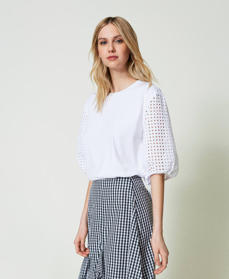 T-shirt with broderie anglaise sleeves