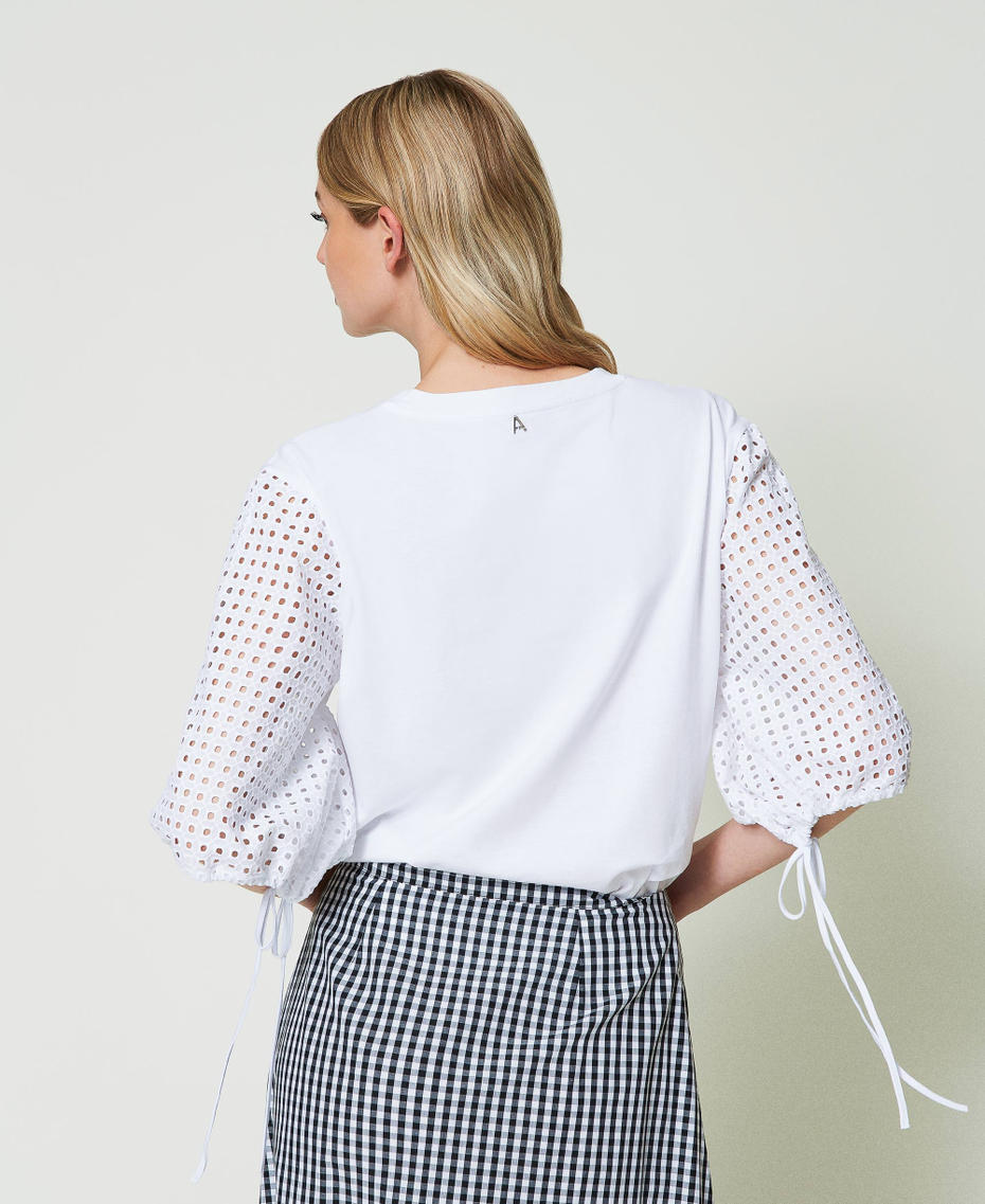 T-shirt with broderie anglaise sleeves