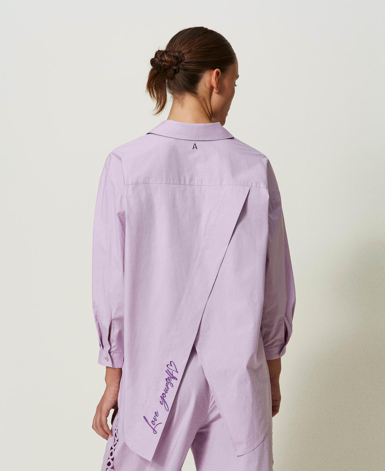 Camicia in popeline con ricamo Viola "Lavendula" Donna 241AT2085_10782_03