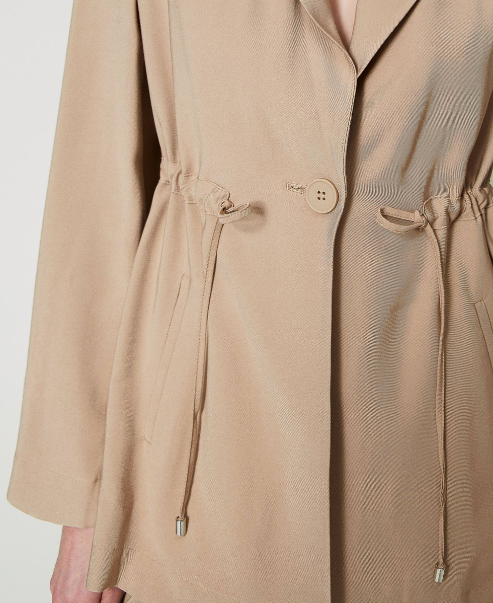 Blazer with drawstring