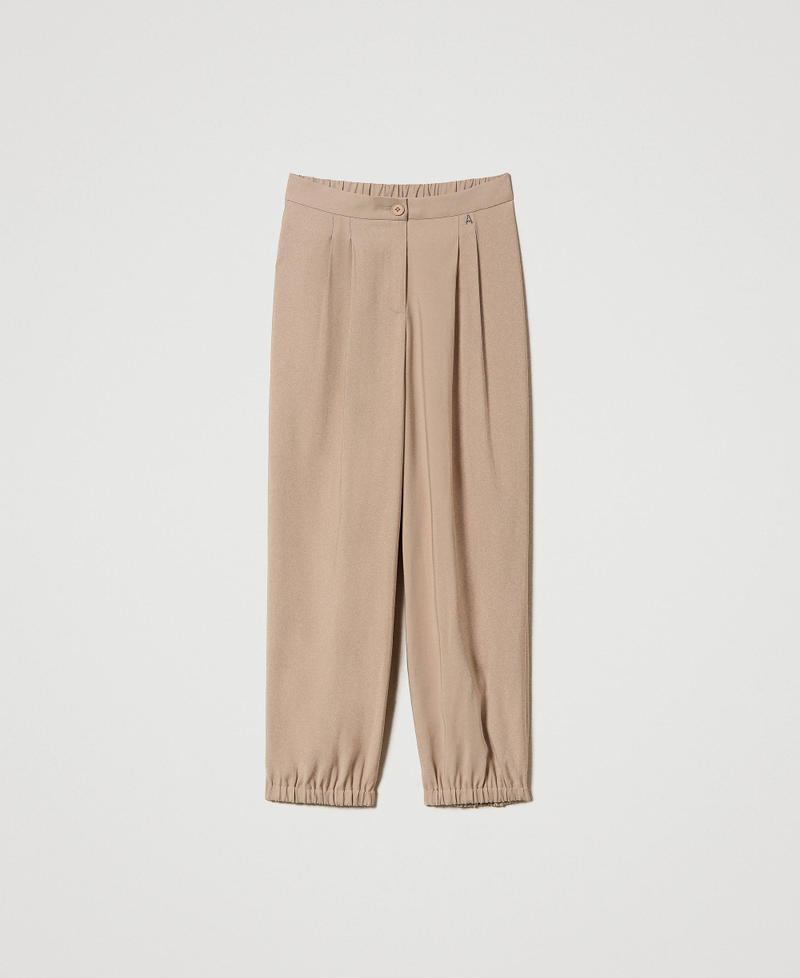 Joggers with pleats