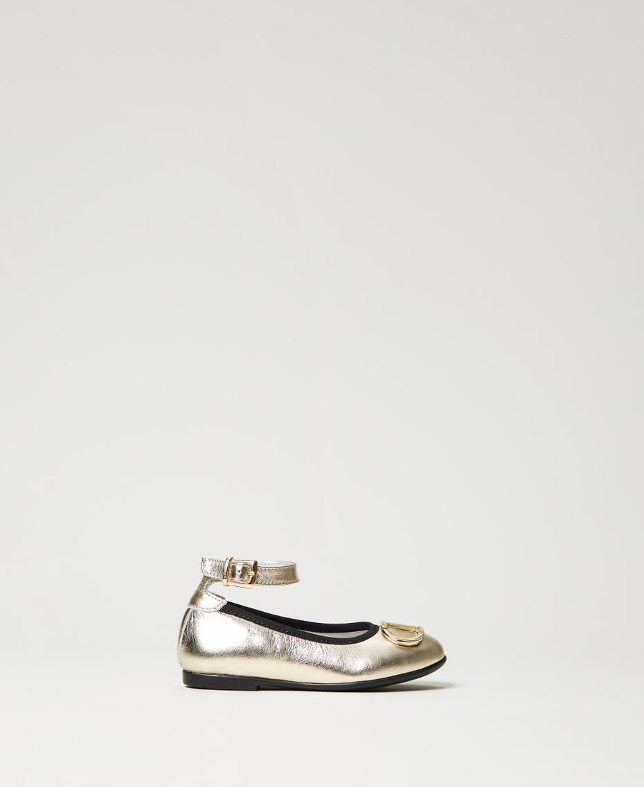Кожаные детские балетки с Oval T Платиновый Девочка 241GCB030-01