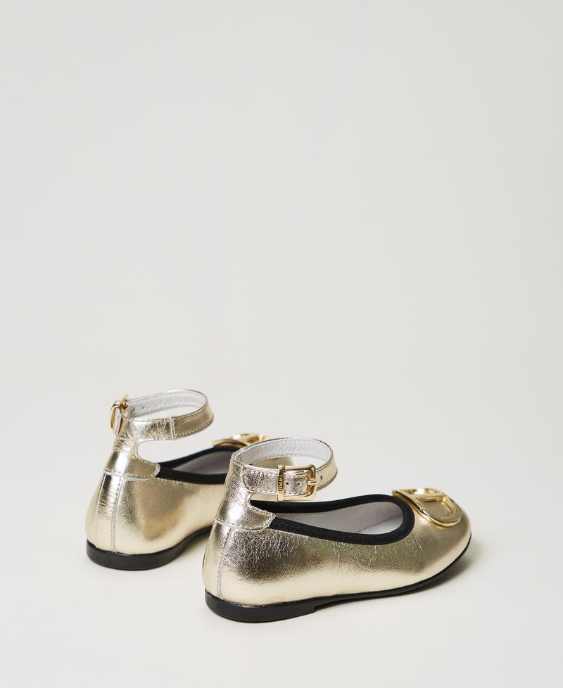 Кожаные детские балетки с Oval T Платиновый Девочка 241GCB030-03