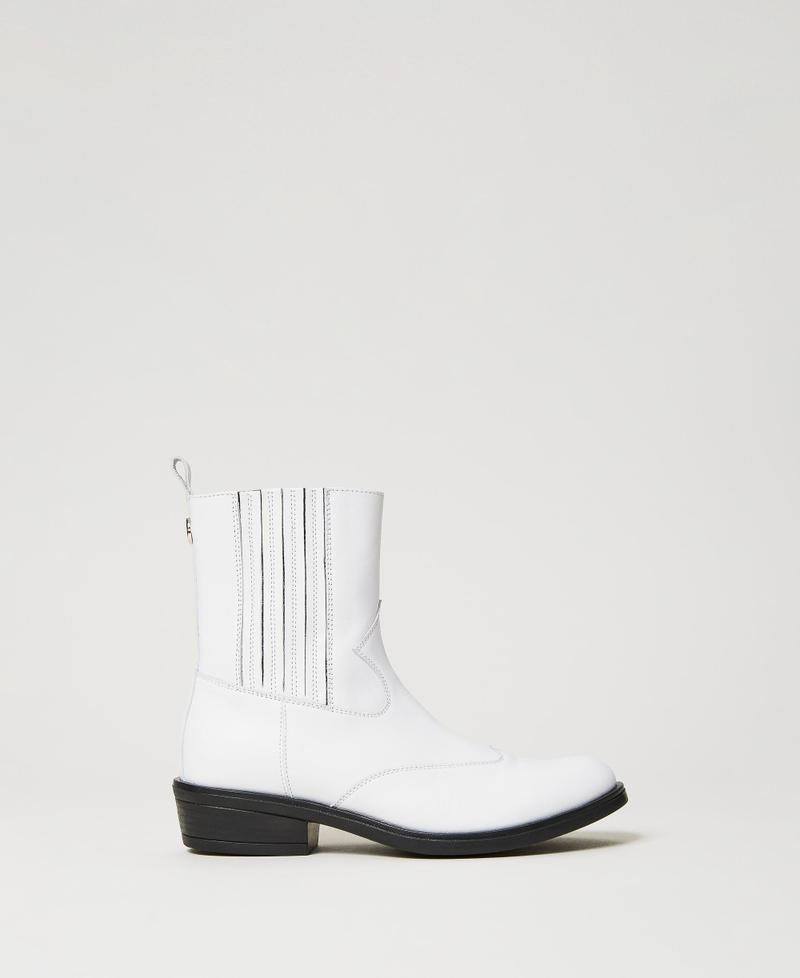 Leather cow boots "Lucent White" Girl 241GCJ030-01