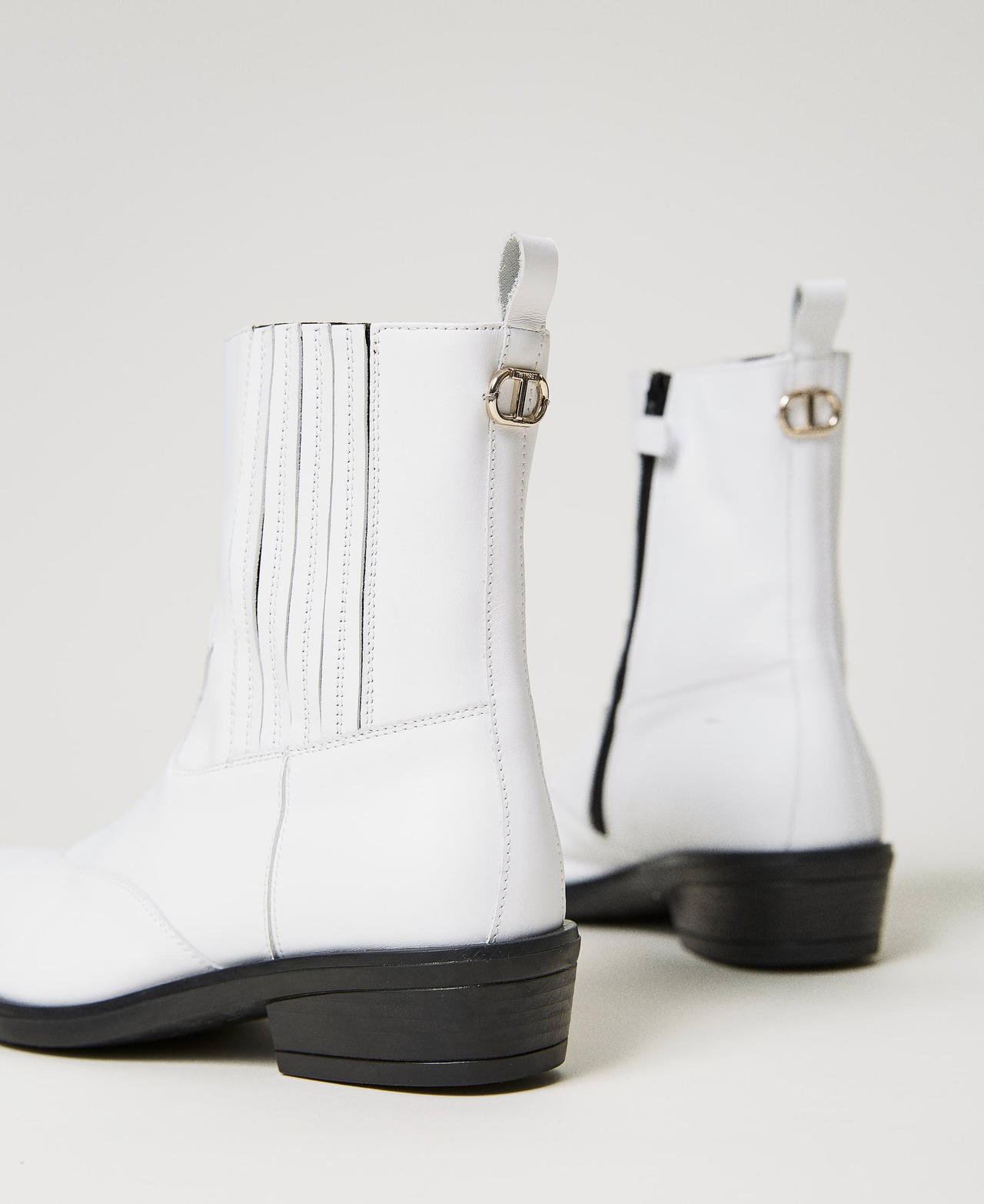 Leather cow boots "Lucent White" Girl 241GCJ030-03