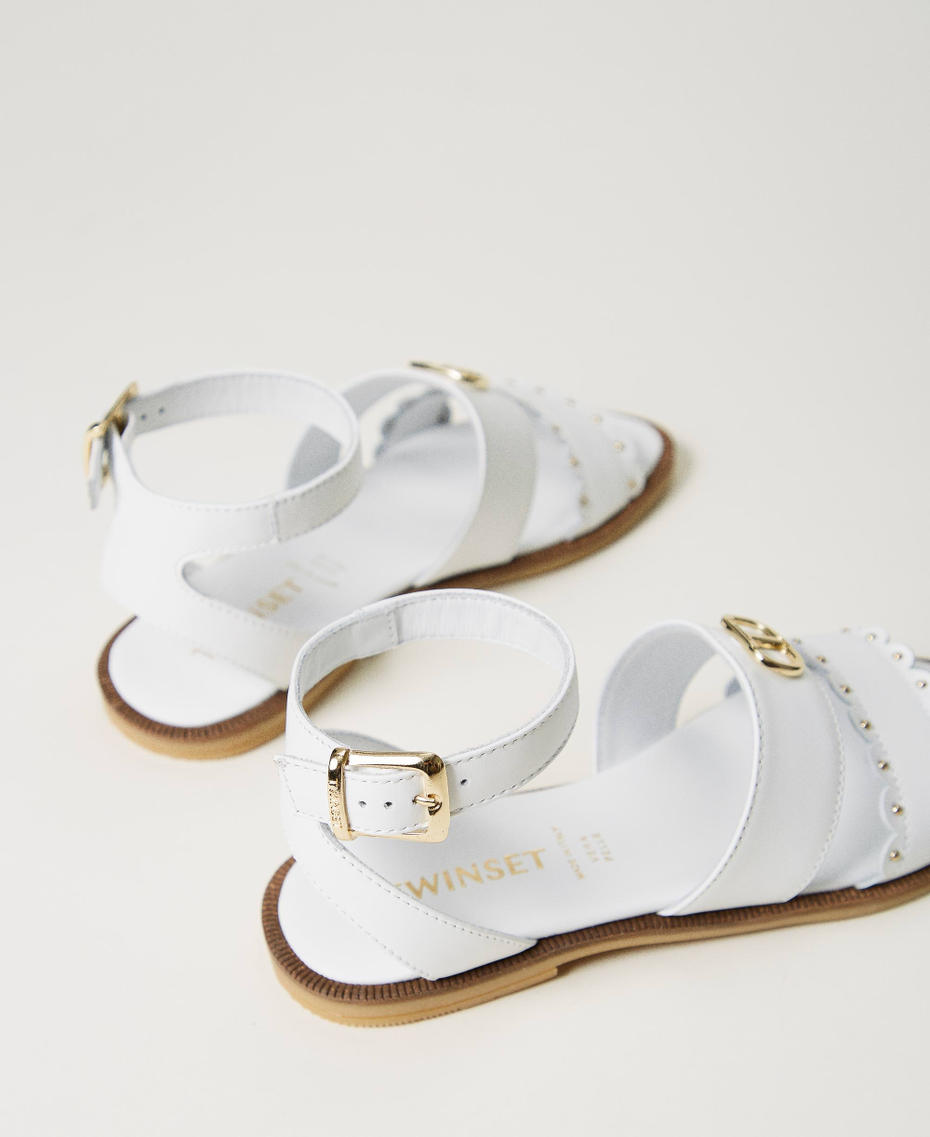 Leather sandals with Oval T "Lucent White" Girl 241GCJ050-03