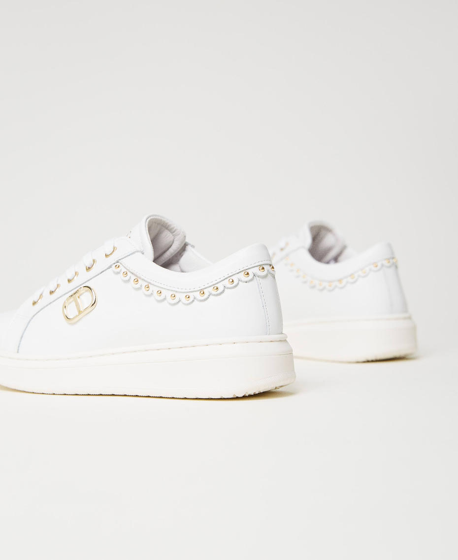 Baskets en cuir avec Oval T