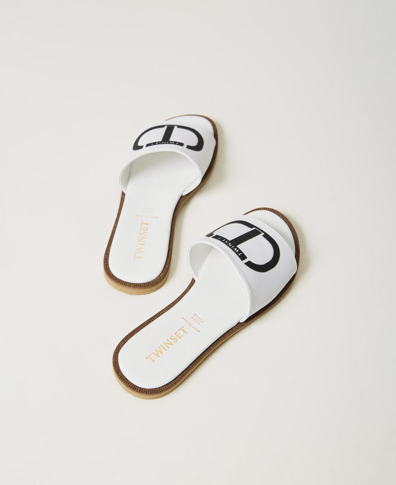 Leather slides with Oval T "Lucent White" Girl 241GCJ072-03