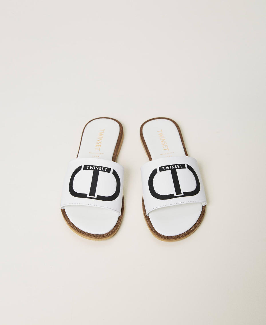 Leather slides with Oval T "Lucent White" Girl 241GCJ072-04