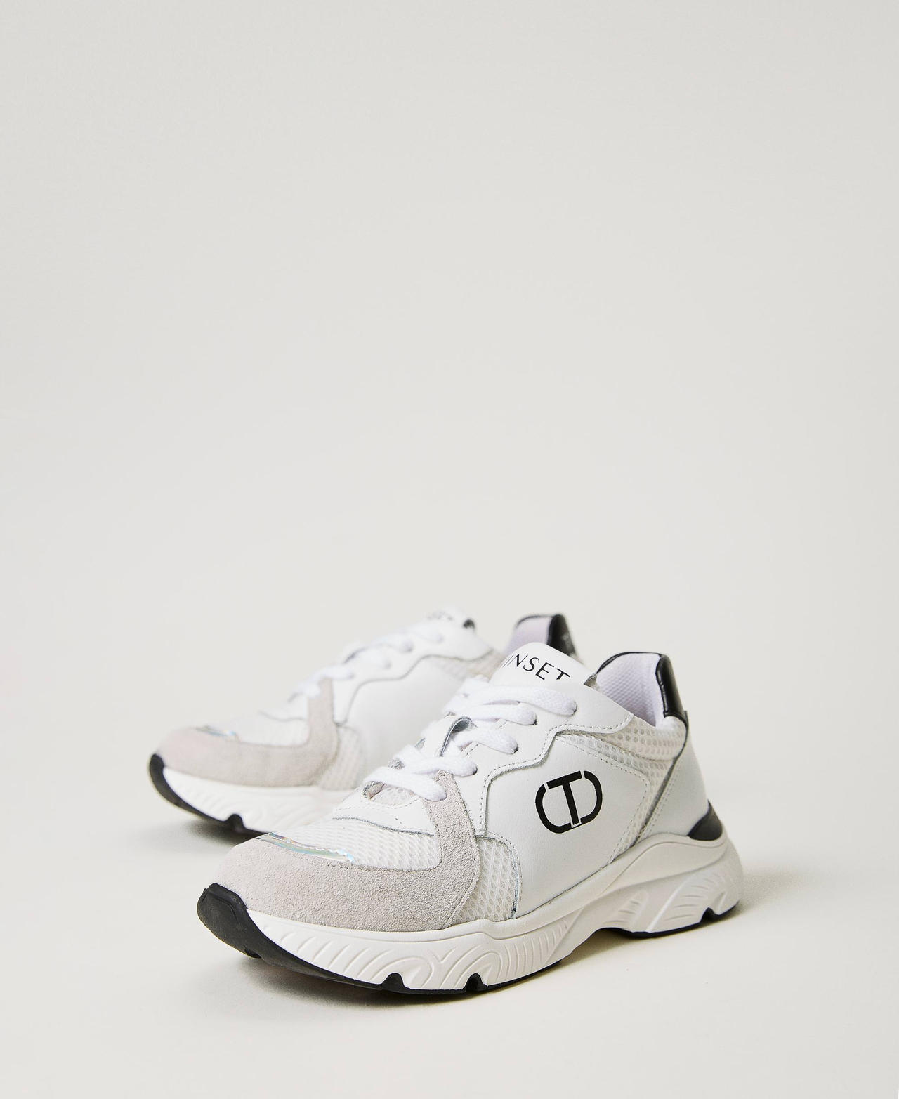 Running trainers with Oval T "Lucent White" Girl 241GCJ092_11271_02