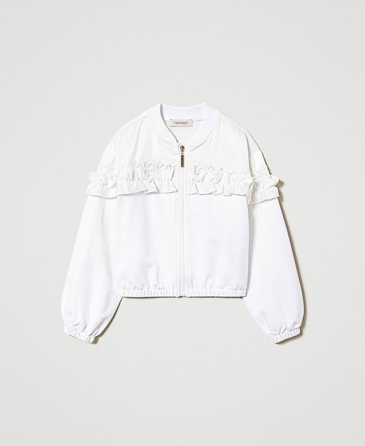 Sweatshirt with ruffles and lace