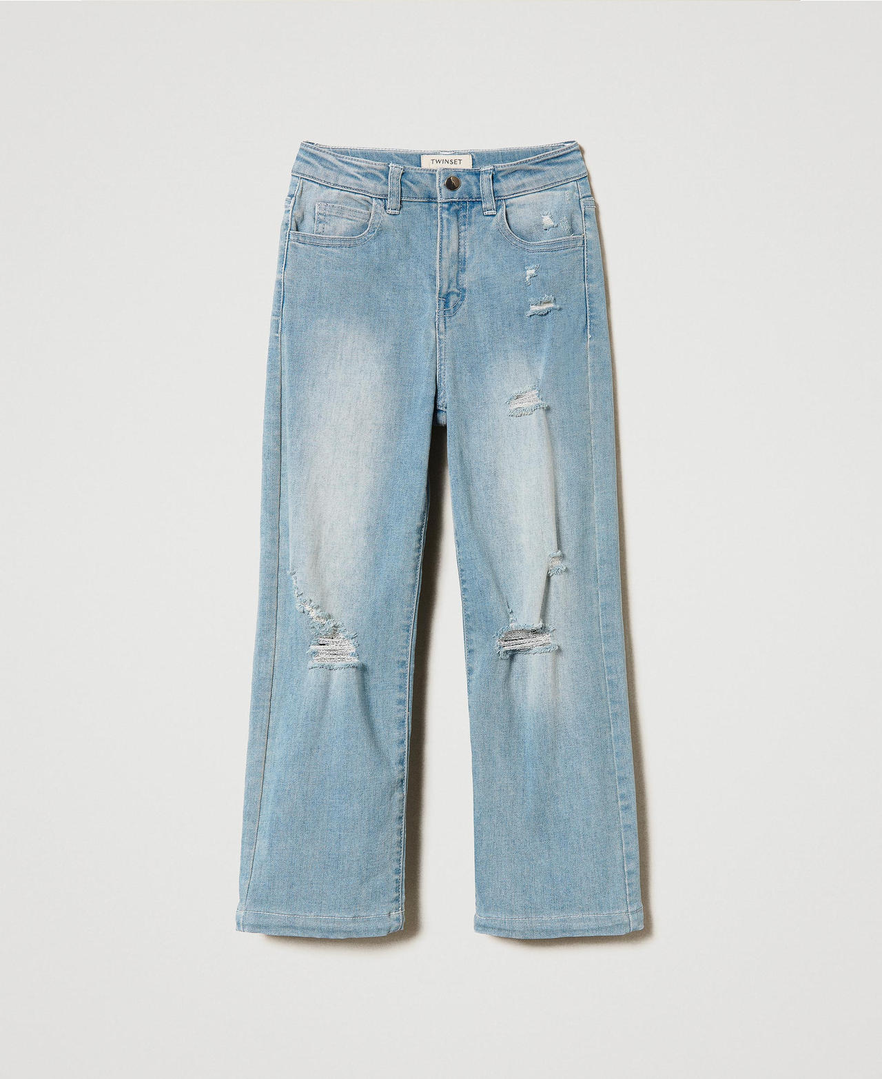 Wide leg jeans with rips