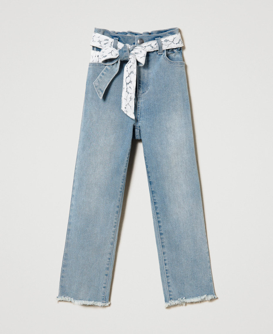 Jeans with lace belt