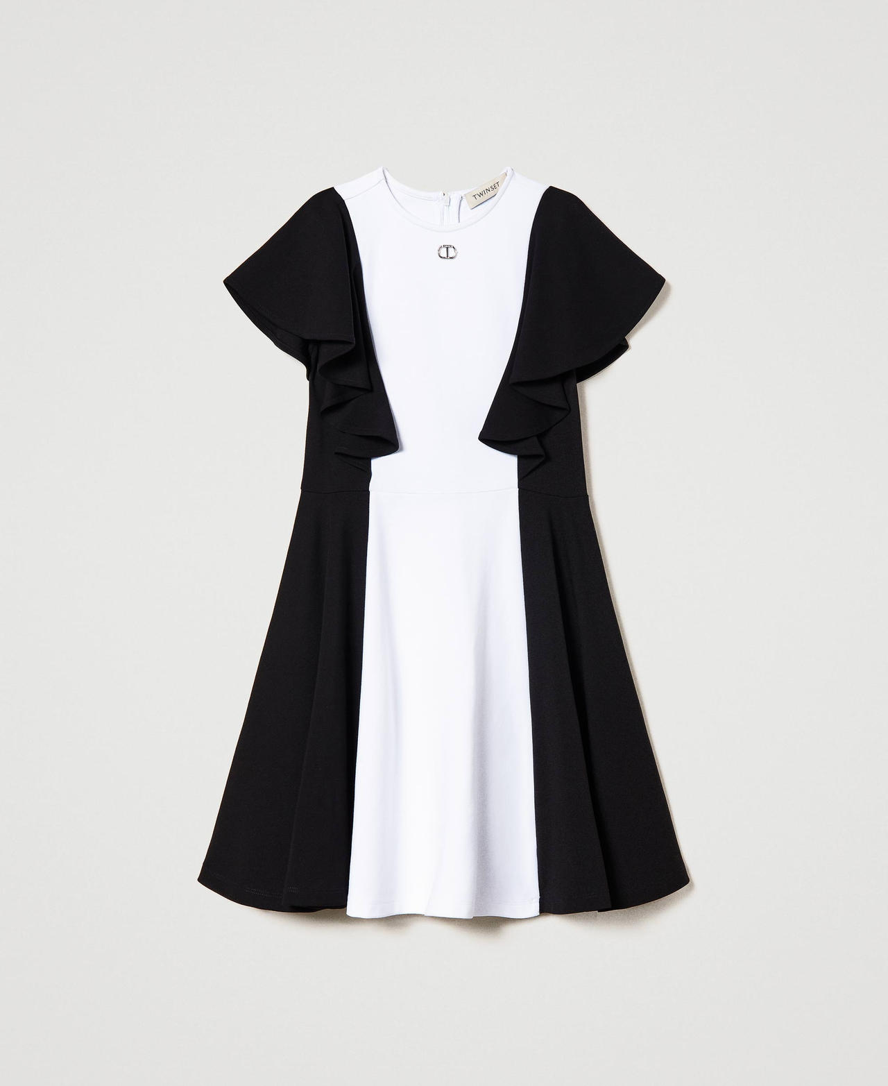 Robe courte avec manches volantées