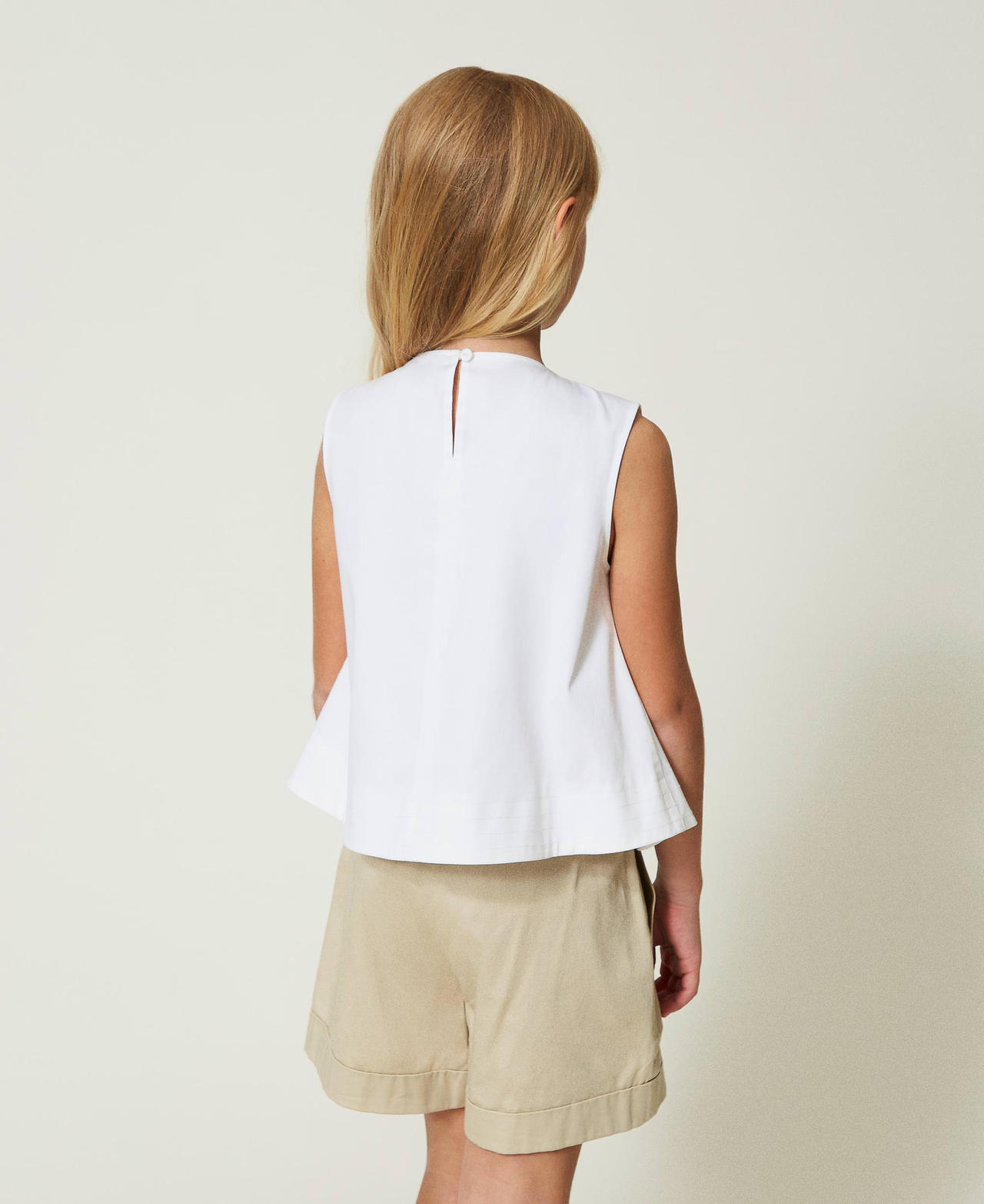 Top avec plis sur le devant