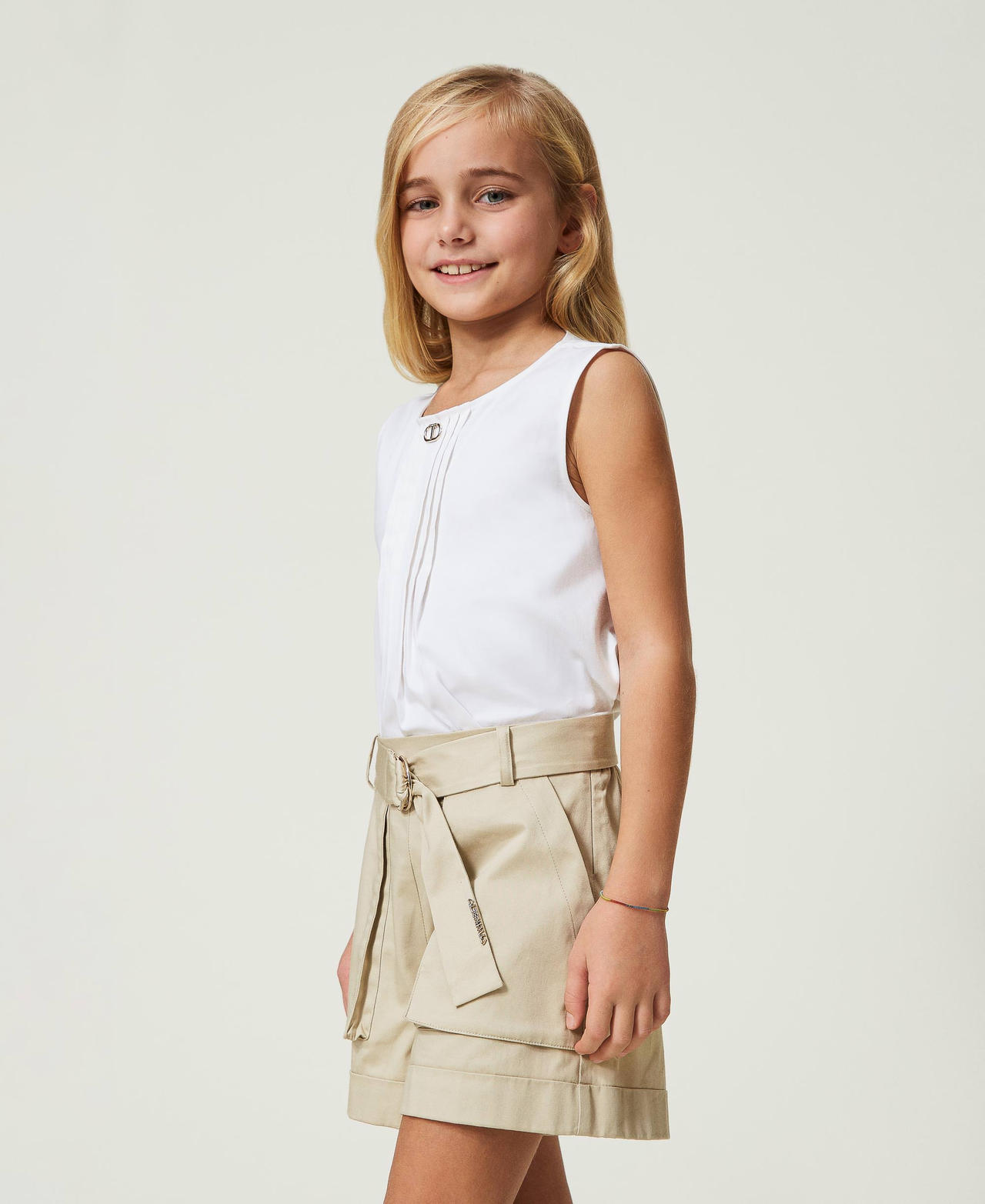 Shorts with maxi pockets “Oatmeal” Beige Girl 241GJ2221-02