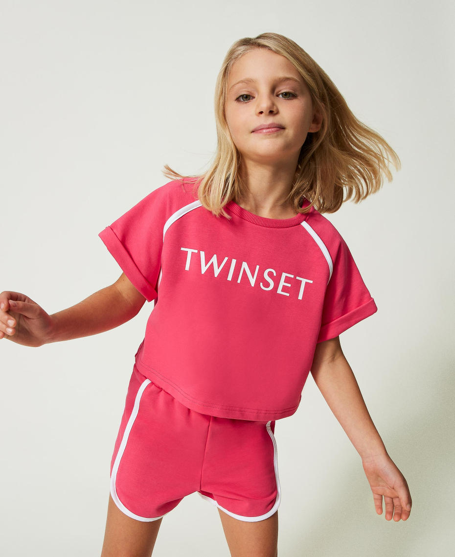 Cotton plush T-shirt and shorts