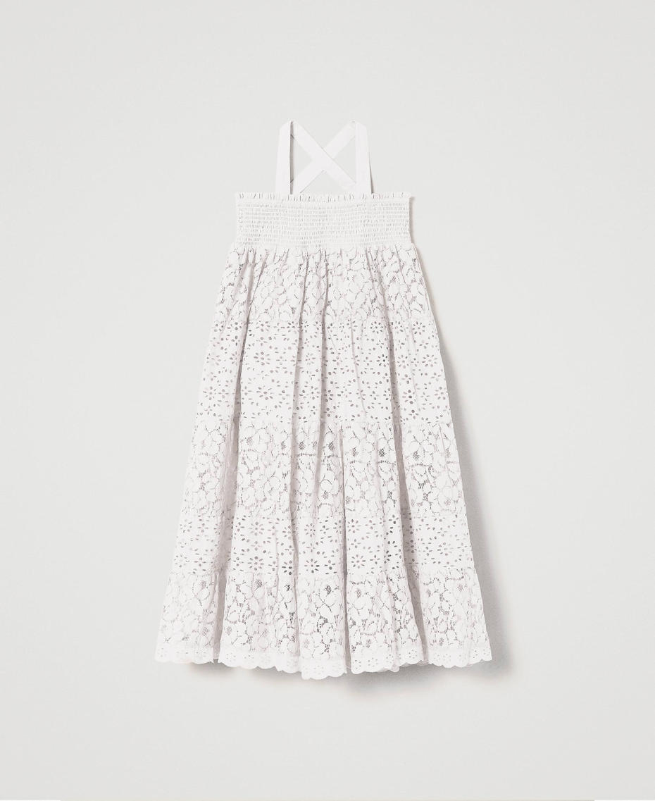 Robe-jupe en dentelle et broderie anglaise