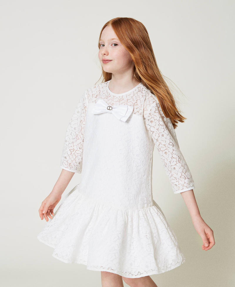 Kurzes Kleid aus Spitze mit Schleife Lucent White Mädchen 241GJ2Q22-01