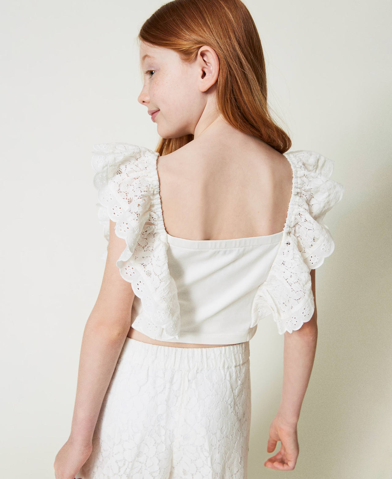 Top with lace and broderie anglaise ruffles "Lucent White" Girl 241GJ2Q25-02