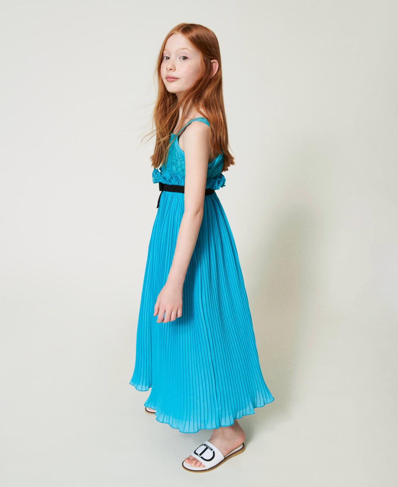 Long dress with lace and pleats Iceland Blue Girl 241GJ2Q50-02