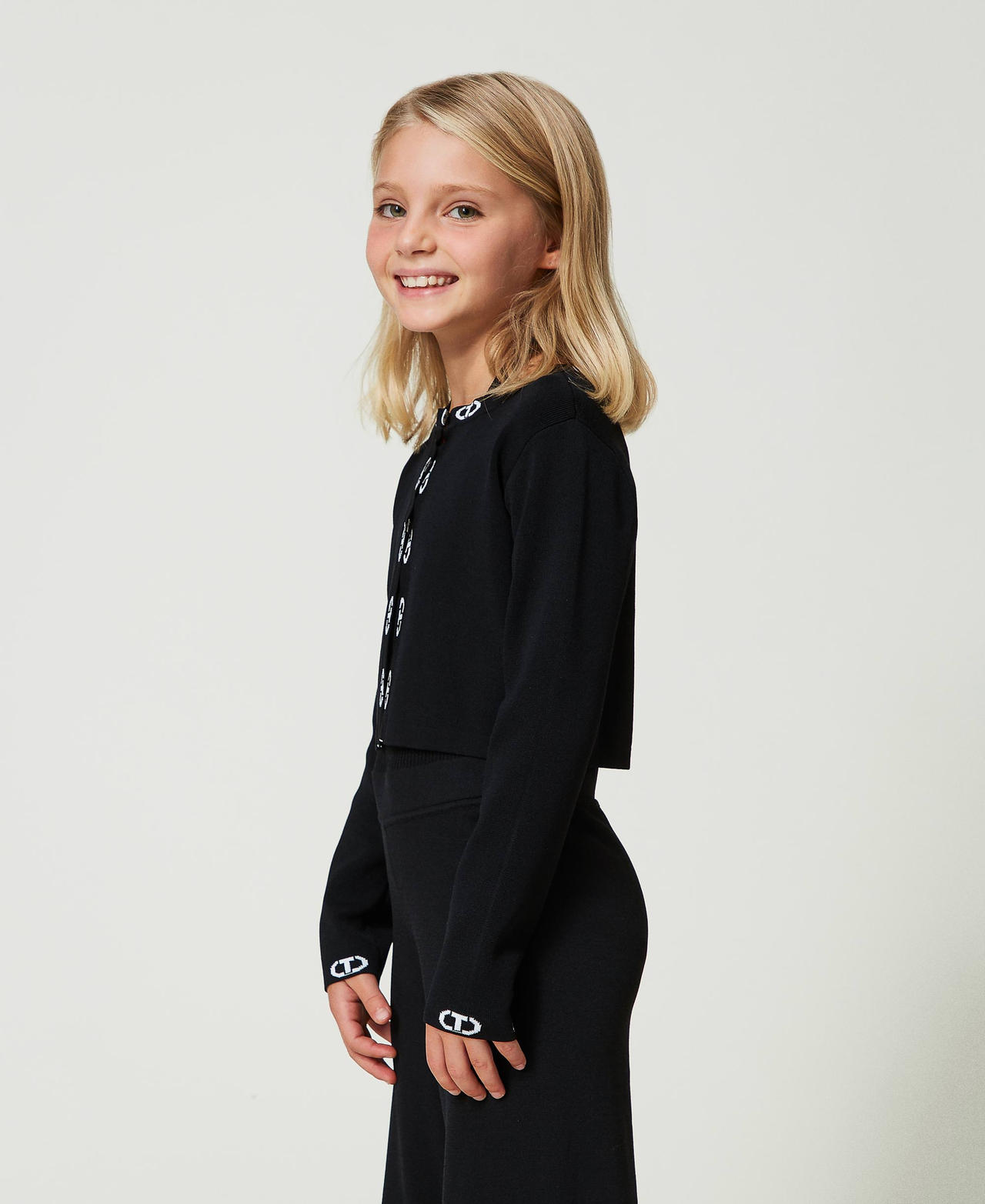 Cardigan côtelé avec logo jacquard