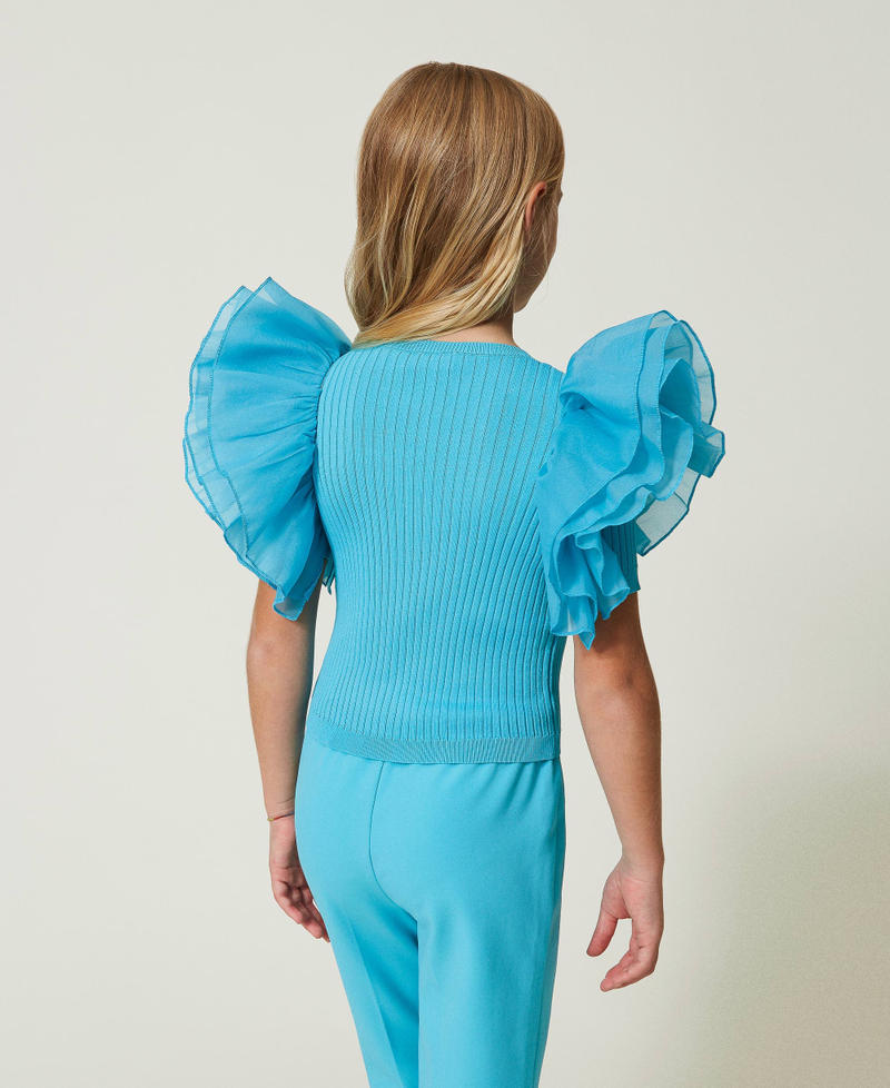 Fitted top with organza sleeves