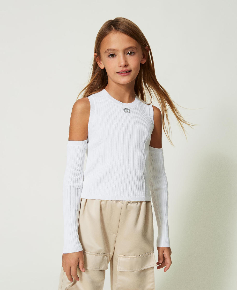 Girls shirts store and tops