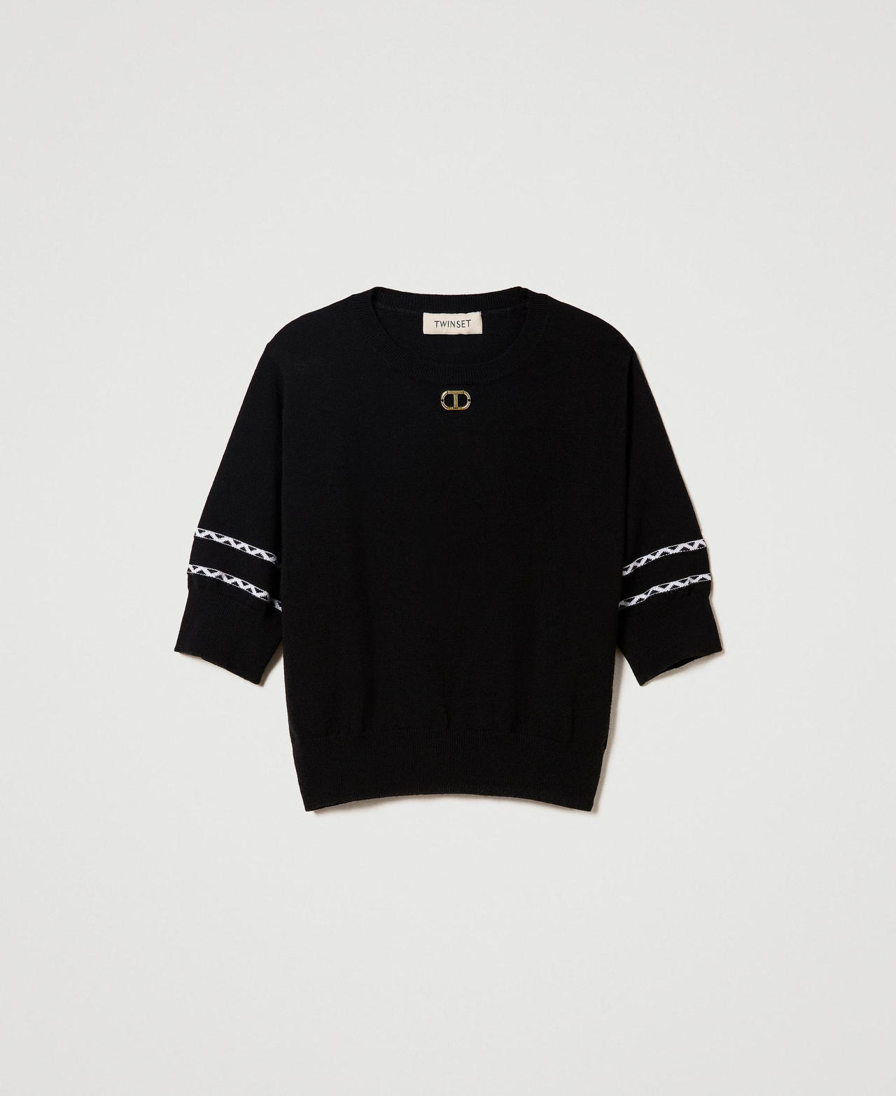 Pull avec motif géométrique