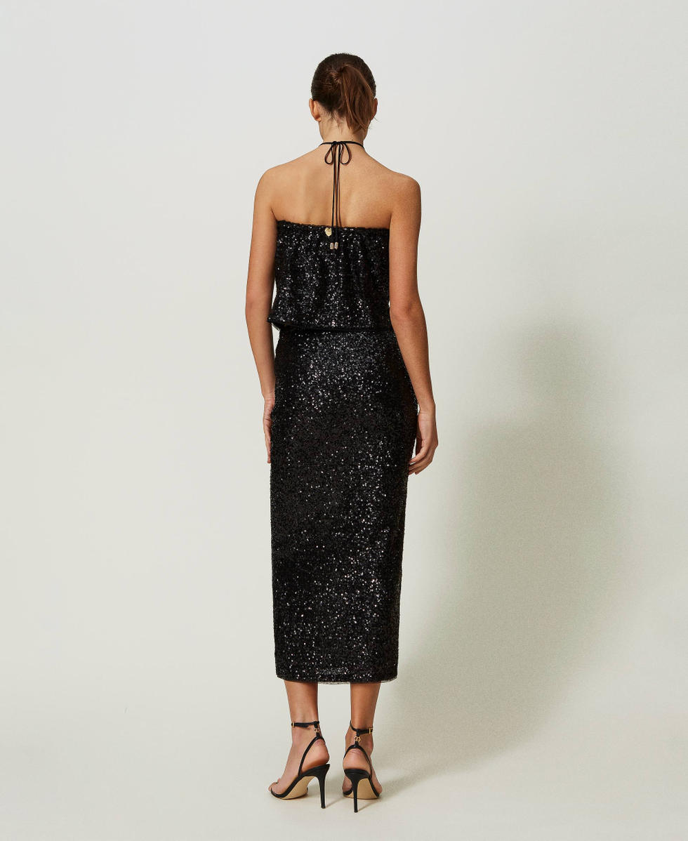 Jupe longue enti&egrave;rement orn&eacute;e de sequins