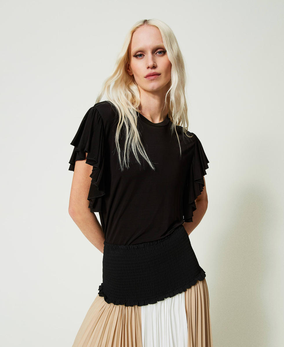 T-shirt con maniche ad aletta