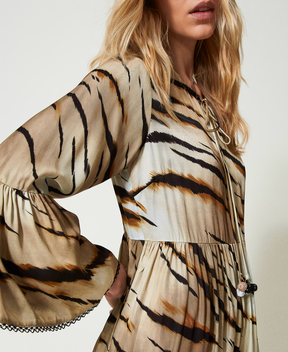 Short twill dress with animal pattern