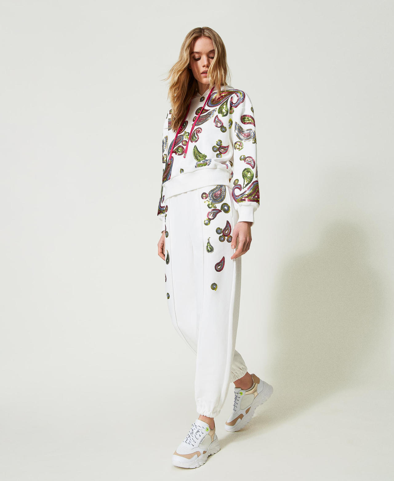Joggers with sequin embroidery