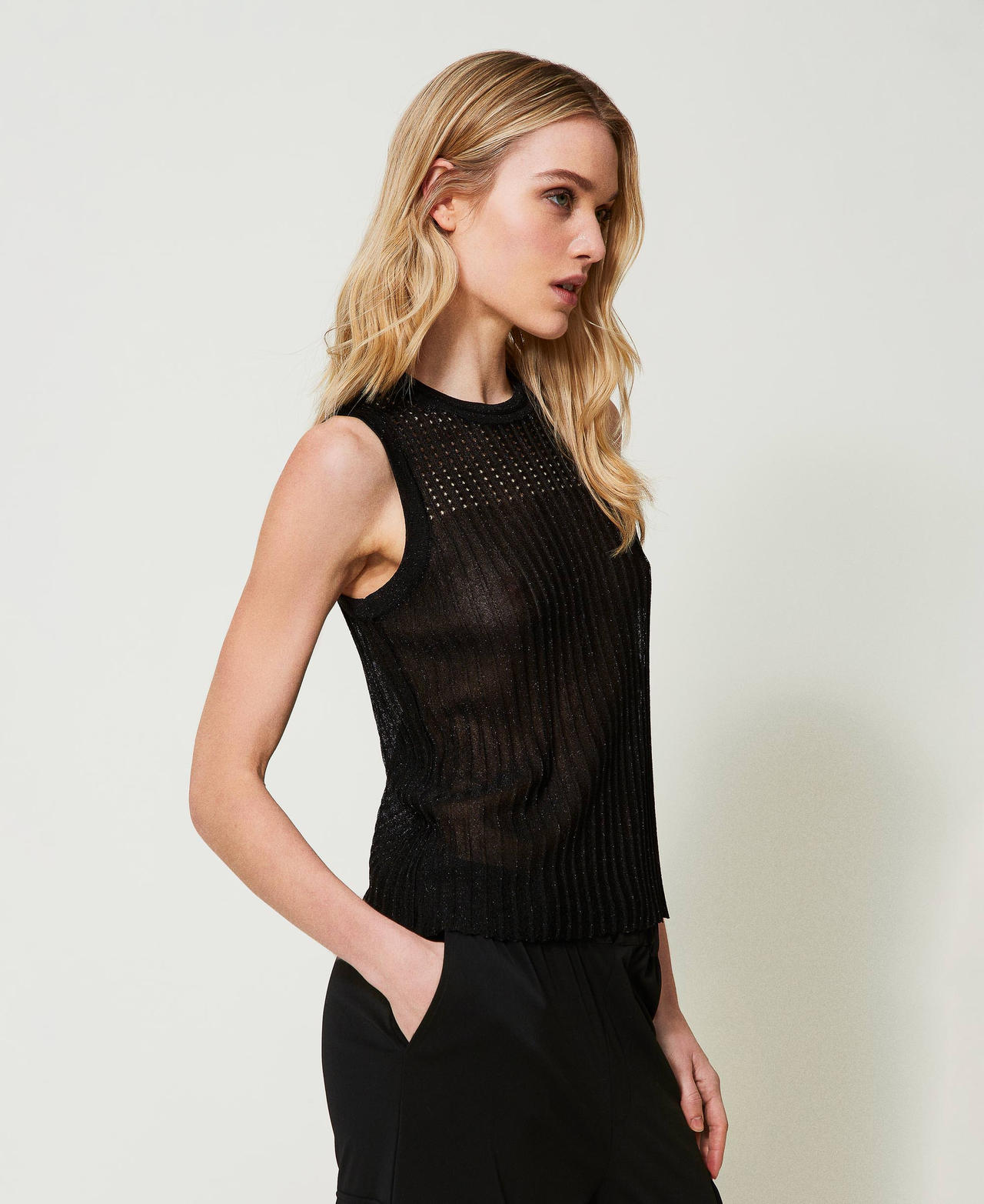 Top girocollo in maglia lurex Nero Donna 241LB31AA_00006_02