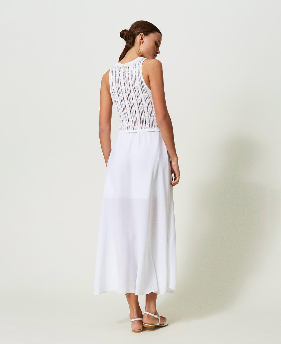 Robe longue en maille et crêpe georgette