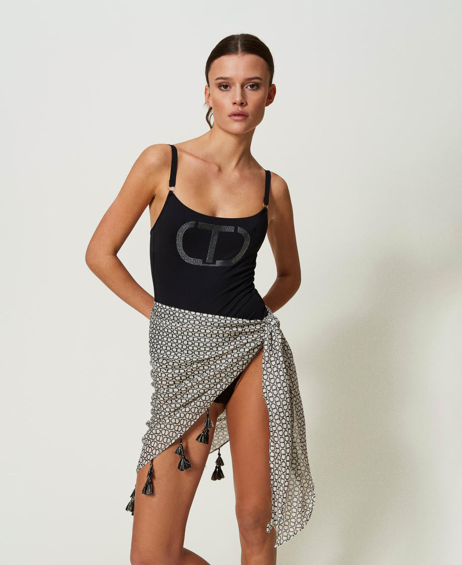 Sarong with Oval T print