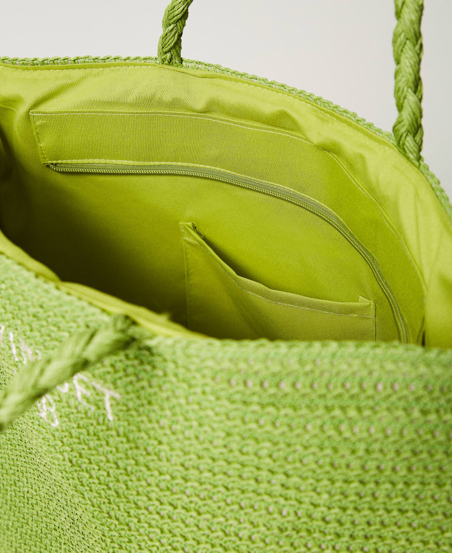 Raffia-like shopping bag with fringes