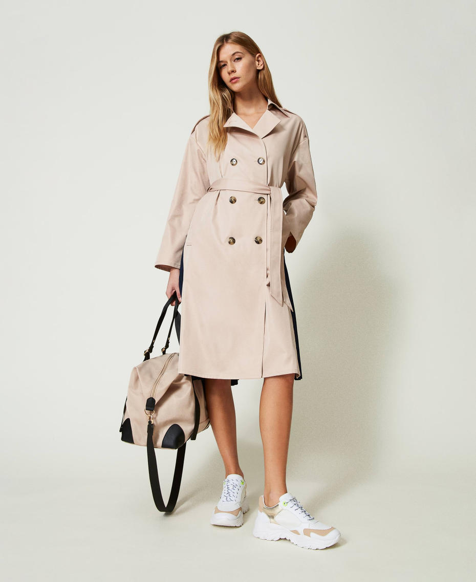 Gabardine trench coat with pleated back Two-tone "Champagne" Beige / Dress Blue Woman 241LL2DLL-0T